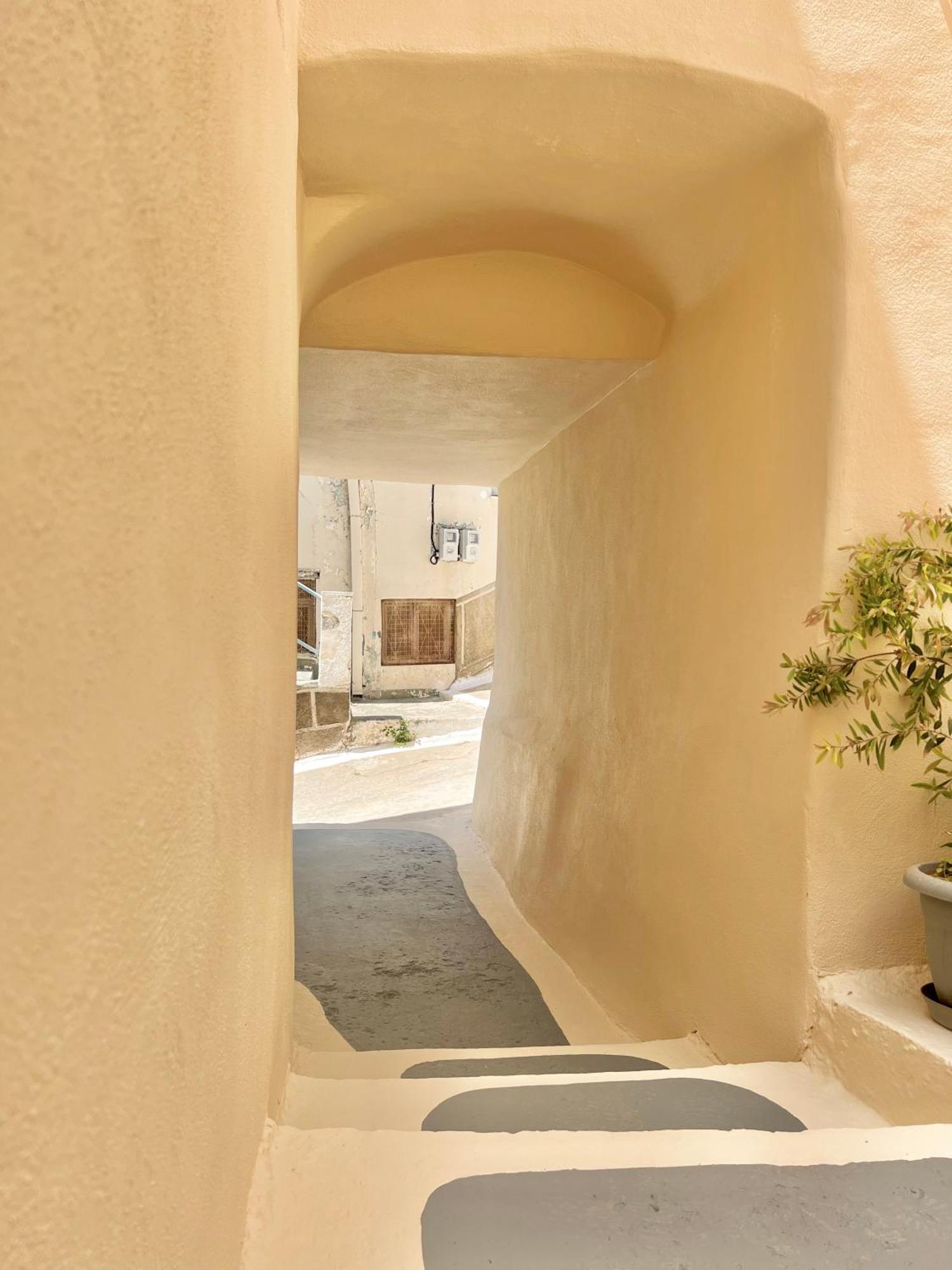 شقة Camara'S Gem Poros Town المظهر الخارجي الصورة
